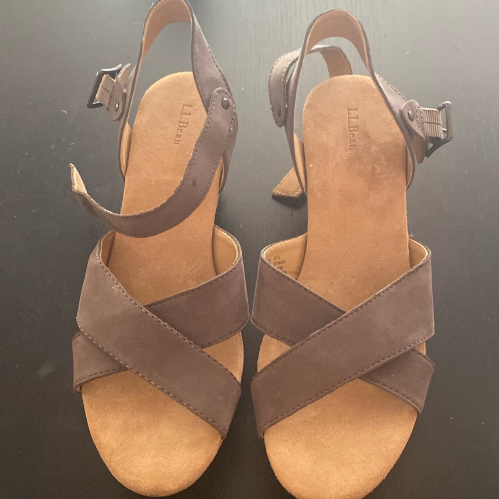 Chocolate brown L.L. Bean womans size 8 NWOT